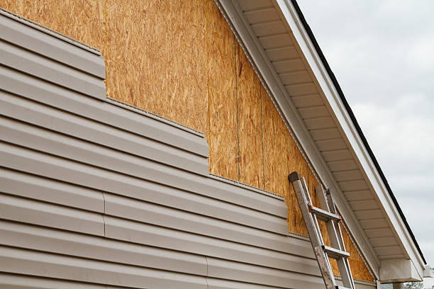 24/7 Emergency Siding Repair experts in Keenesburg, CO